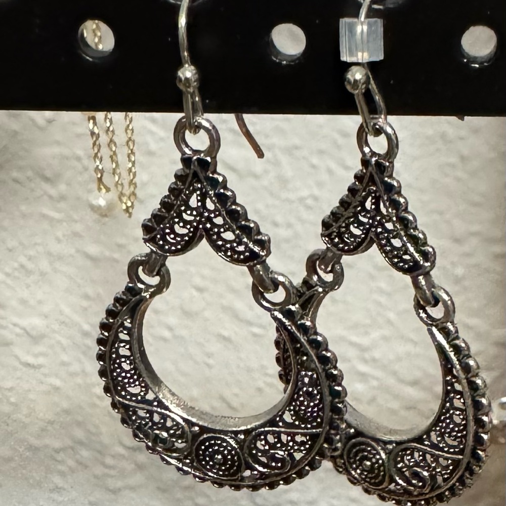 Earring Mega Bundle - Picture 4 of 13